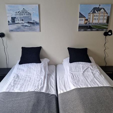 Badeland Gjestegard Hotel Raufoss ภายนอก รูปภาพ